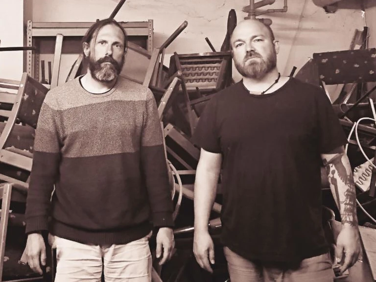 BEEHOOVER (Sludge/Doom) // VAN GROOVER (Stoner Rock)